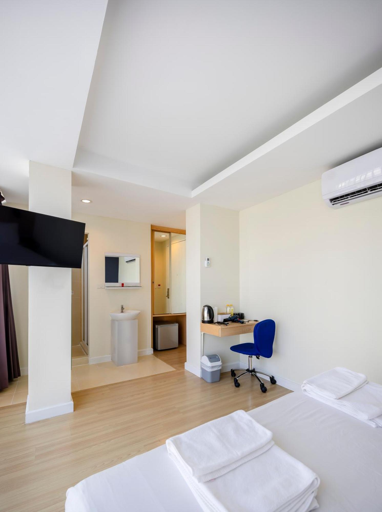 Gp House Express Sukhumvit 81 Hotel Bangkok Ngoại thất bức ảnh